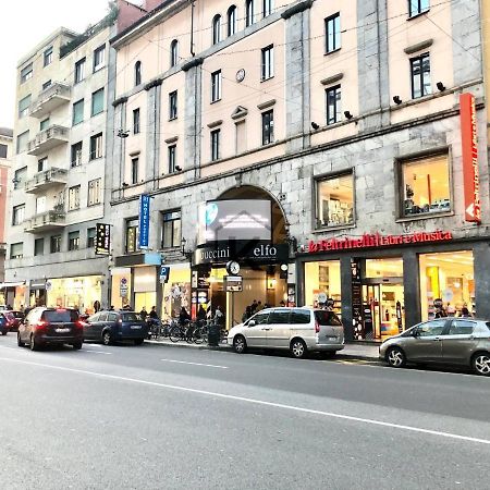 Comodo Loft Centrale - Pt Venezia Apartamento Milão Exterior foto