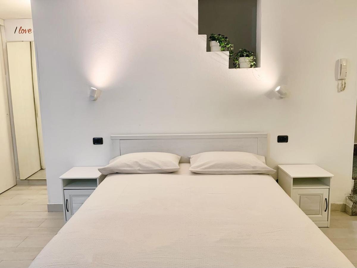Comodo Loft Centrale - Pt Venezia Apartamento Milão Exterior foto